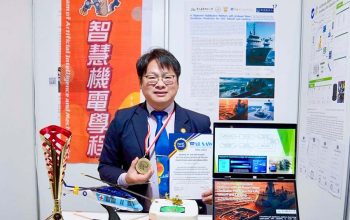 屏東科技大學智慧機電學士學位學程徐子圭教授團隊與海空軍及中研院共同合作作品「艦載AI抗浪防震無人機起降坪」，成功解決中小型船舶因風浪造成無人機起降危險的問題